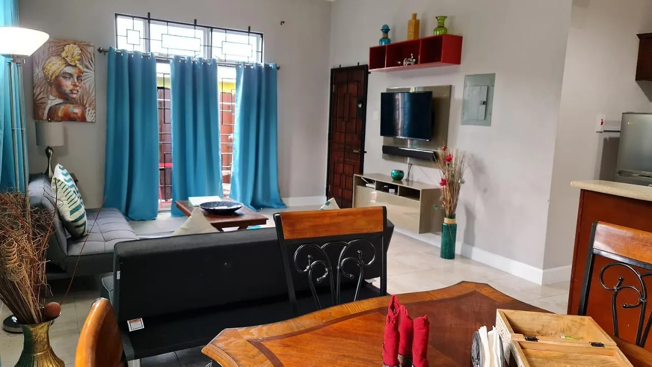 קינגסטון Casa Pinto Guest Apartment